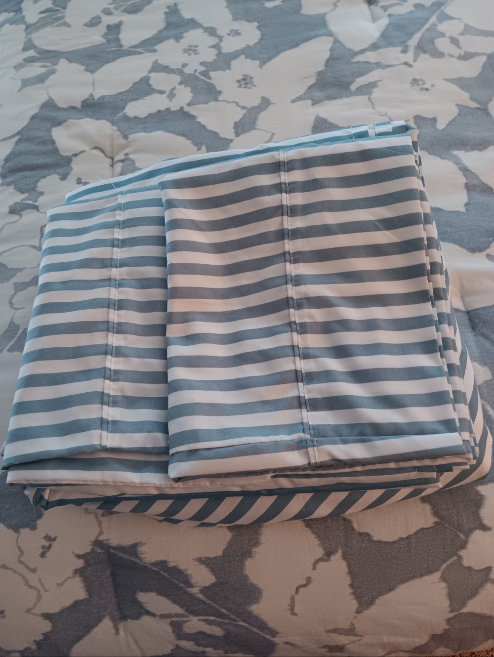 4 pc Queen Sheet Set